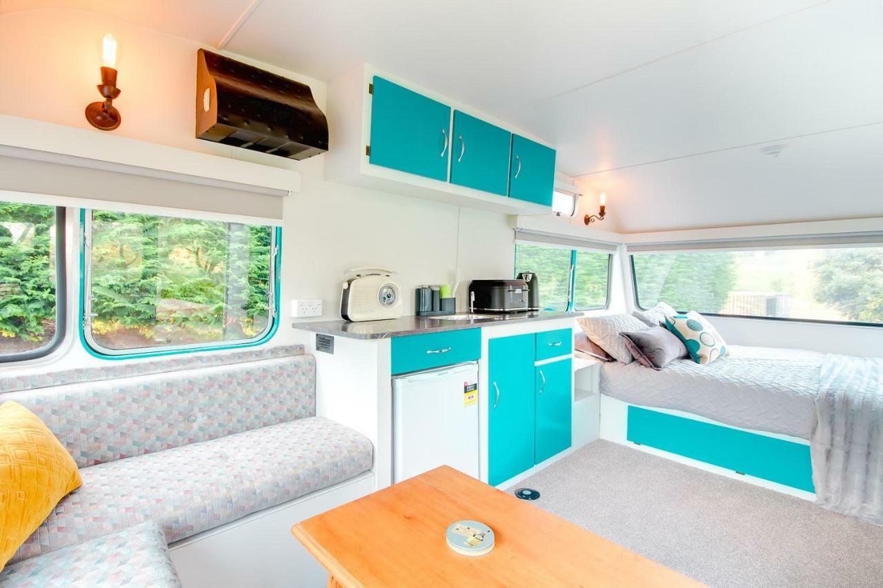 Mountviews Glamping- Retro Caravan Getaway Hotel Lago Lago Taupo Exterior foto